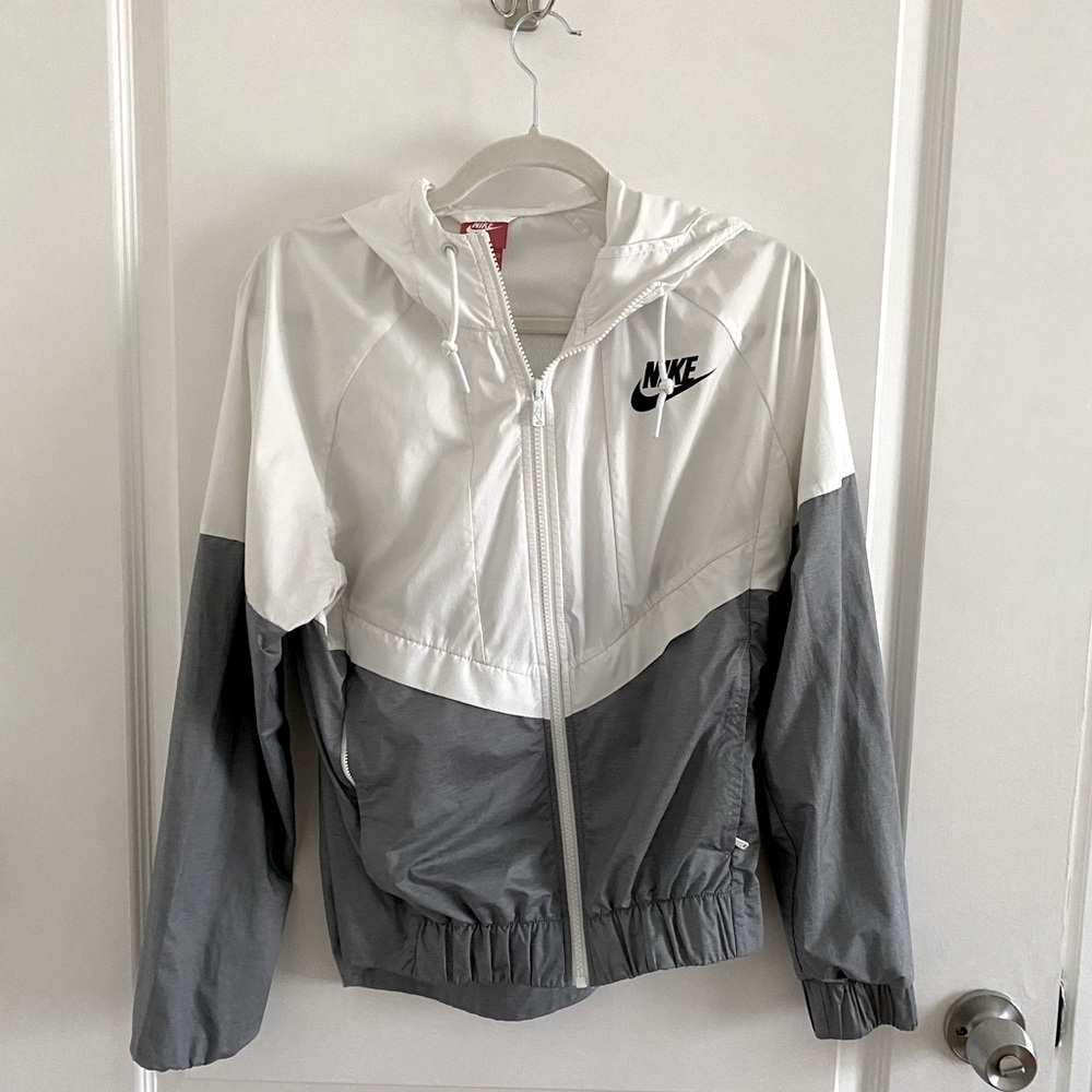 Women’s Nike Windbreaker